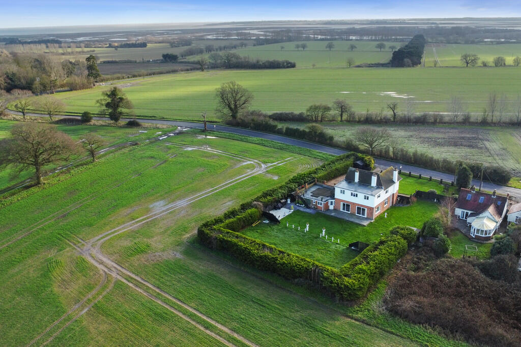 Additional image 38 of Harwich Road, Great Oakley