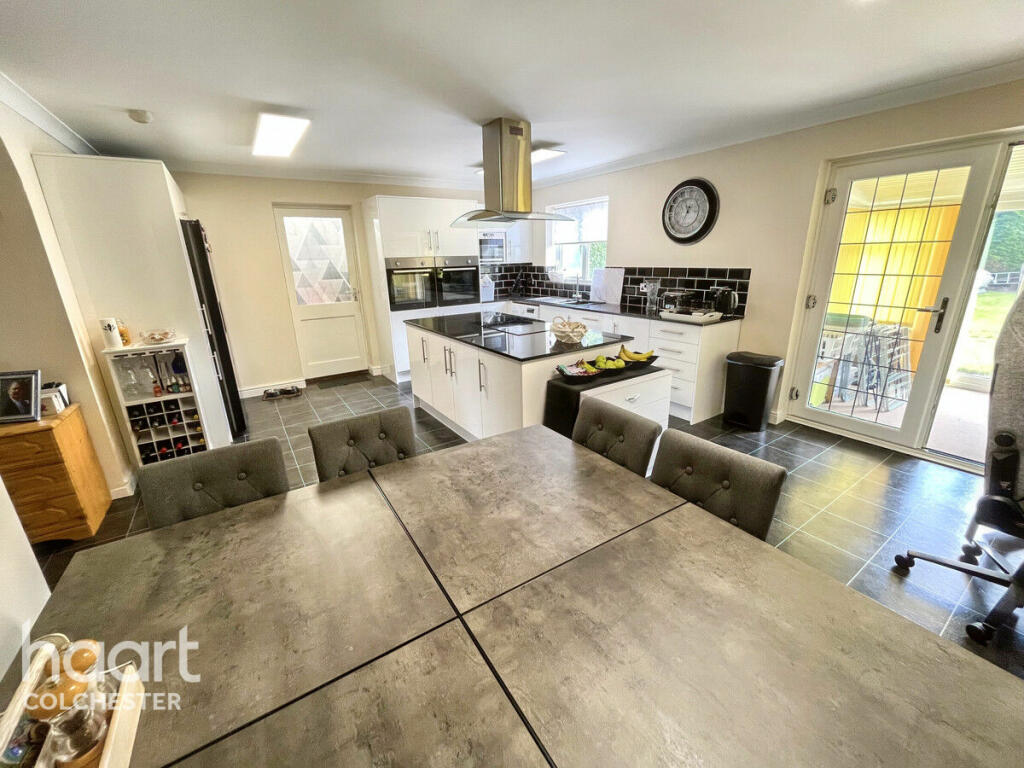 Additional image 12 of St Andrews Gardens, Colchester