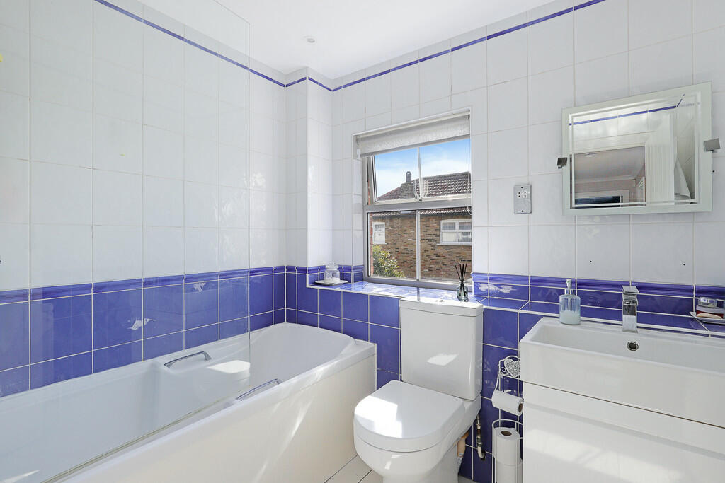 Additional image 11 of The Magpies, Epping Green