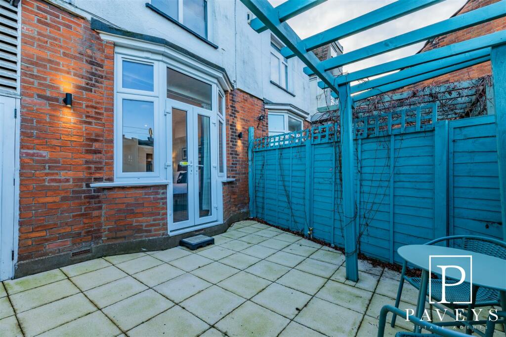 Additional image 13 of High Street, Walton On The Naze