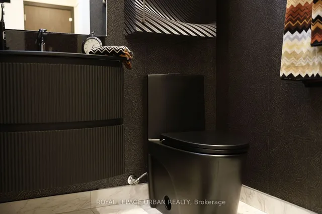 Additional image 5 of 1 Yorkville Ave Unit Lph8