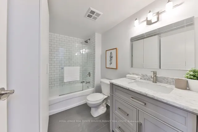 Additional image 18 of 50 East Liberty St Unit 1127