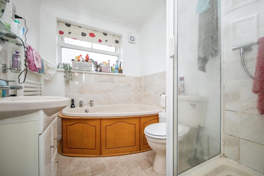 Additional image 11 of Romford Close, Colchester