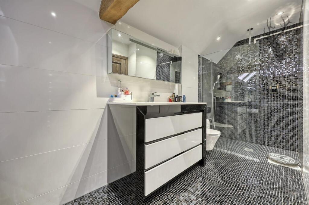 Additional image 31 of Mount Road, Theydon Garnon, Epping