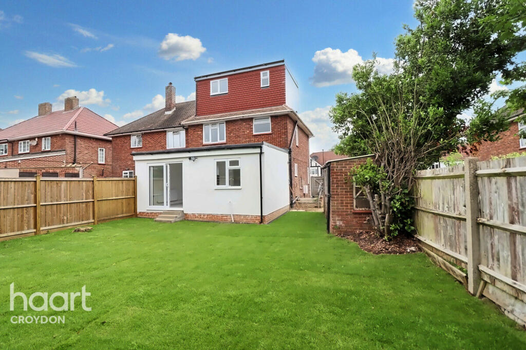 Additional image 18 of Taunton Lane, Coulsdon
