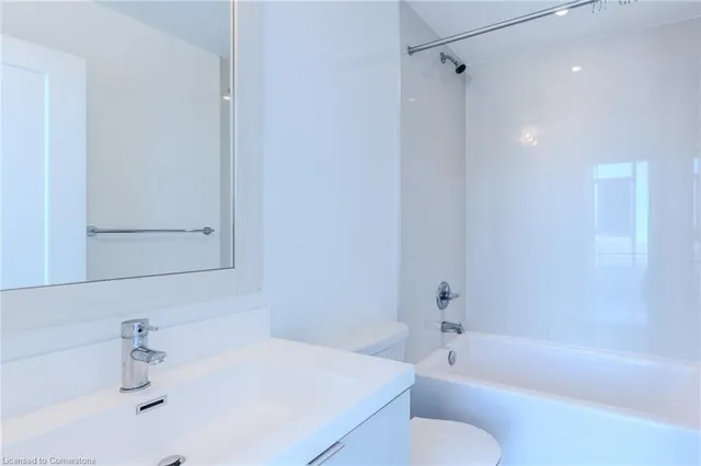 Additional image 16 of 7 Mabelle Ave Unit PH07