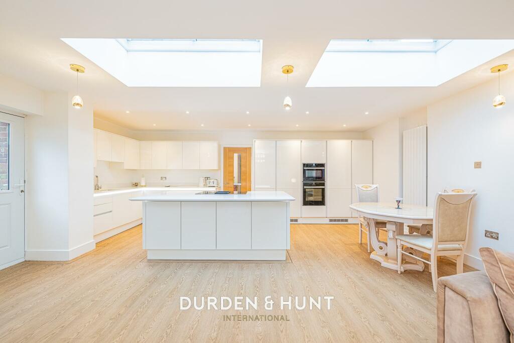 Additional image 5 of Hook End Road, Hook End, CM15