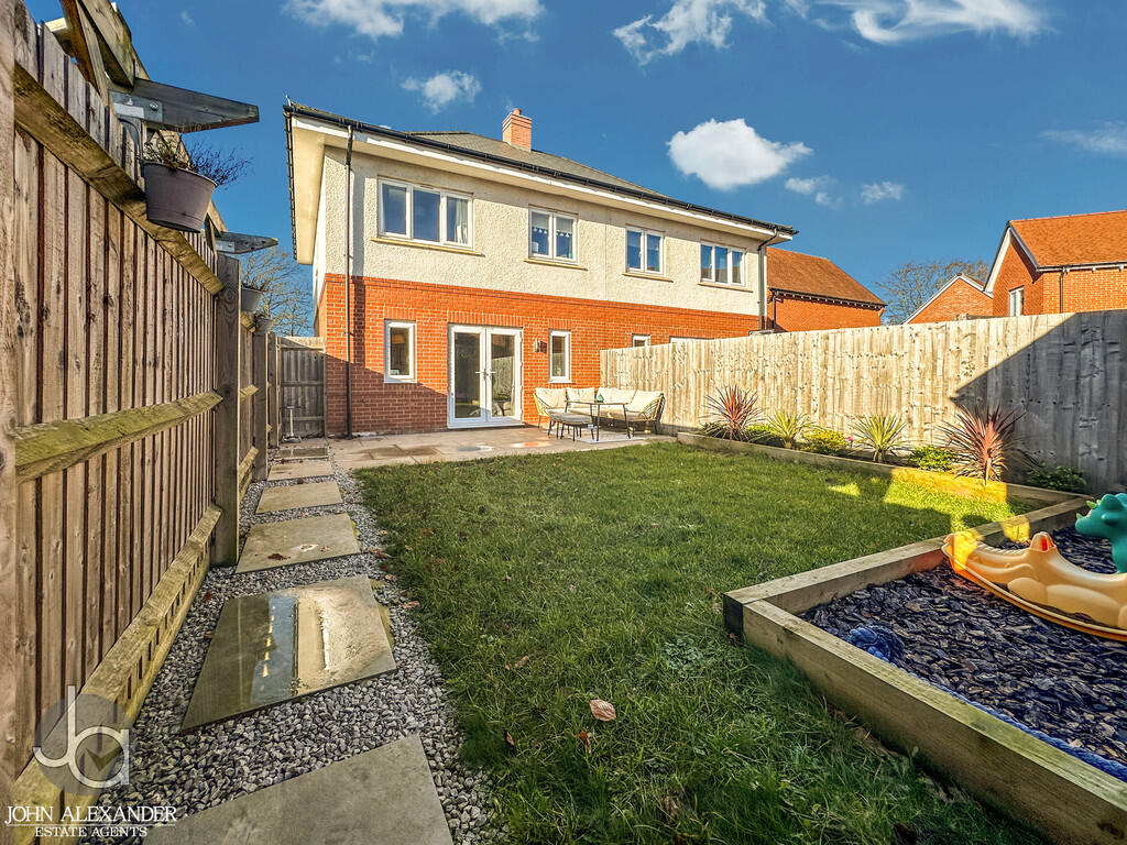 Additional image 28 of Oakhouse Close, Colchester