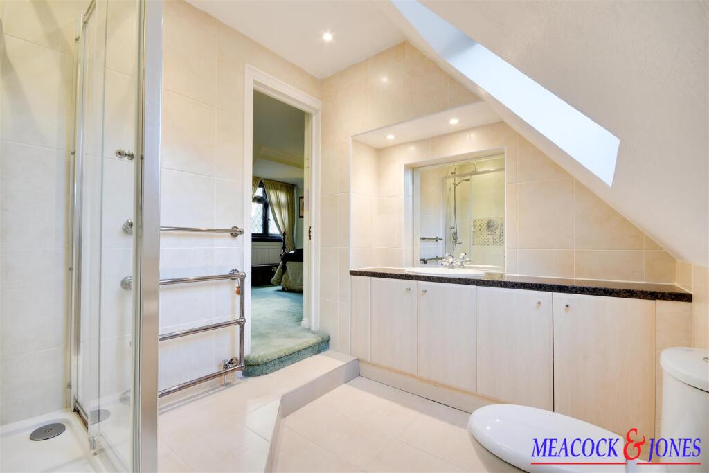 Additional image 27 of Challacombe Close, Hutton Mount, Brentwood