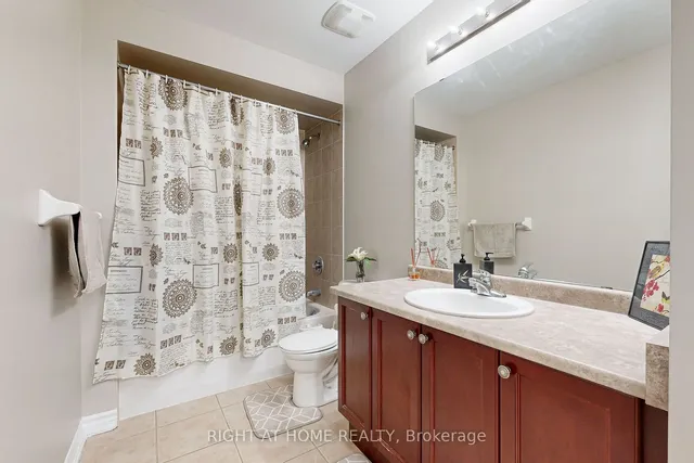 Additional image 27 of 16 Sculptor St