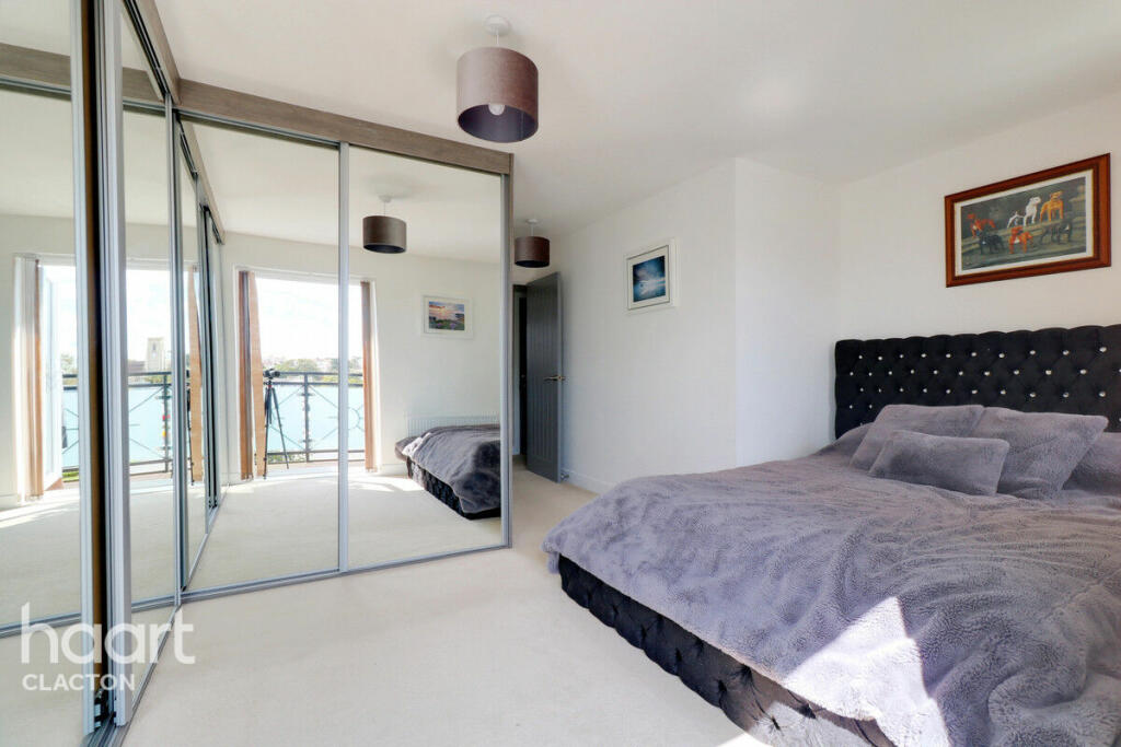 Additional image 11 of Skippers Way, Walton On The Naze