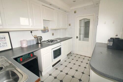 Additional image 3 of Walton Gardens, Hutton, CM13