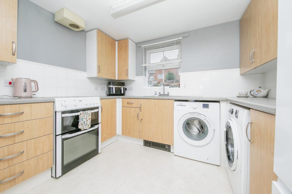 Additional image 3 of Bardsley Close, COLCHESTER, Essex, CO4