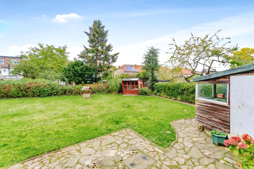 Additional image 5 of Whitethorn Gardens, Croydon, CR0