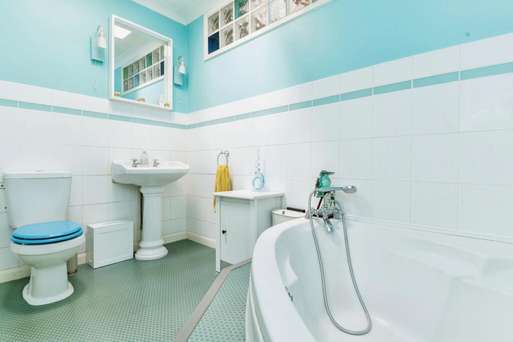 Additional image 13 of Thorpe Road, Kirby Cross, Frinton-on-Sea, Essex, CO13