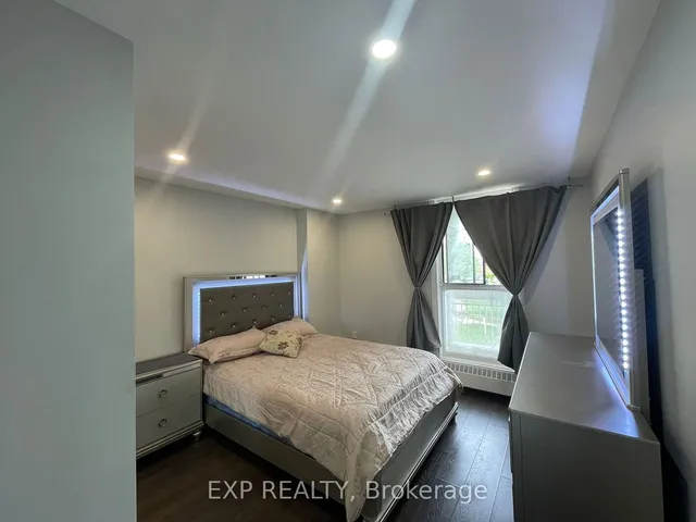 Additional image 17 of 4673 Jane St Unit 318