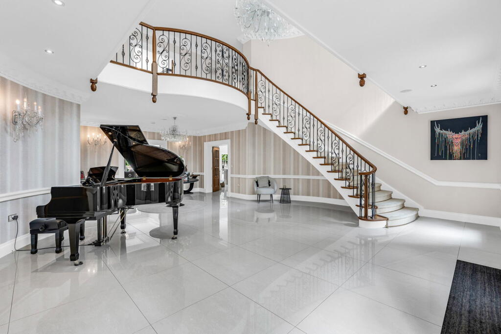Additional image 6 of Heronway, Hutton, Brentwood, CM13 2LX