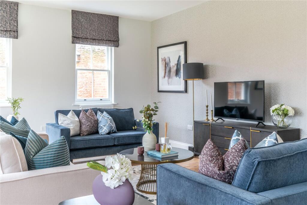 Additional image 10 of Brizes Park, Ongar Road, Kelvedon Hatch, Brentwood, CM14