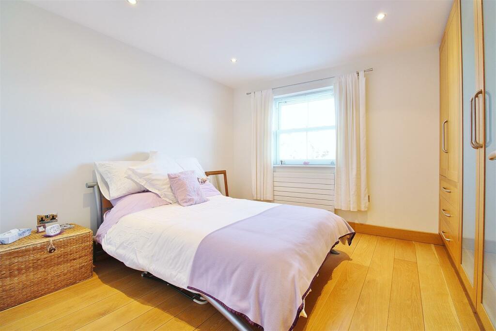 Additional image 27 of Walton Road, Frinton-On-Sea