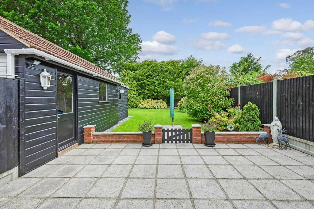 Additional image 13 of Harpers Lane, Doddinghurst, CM15