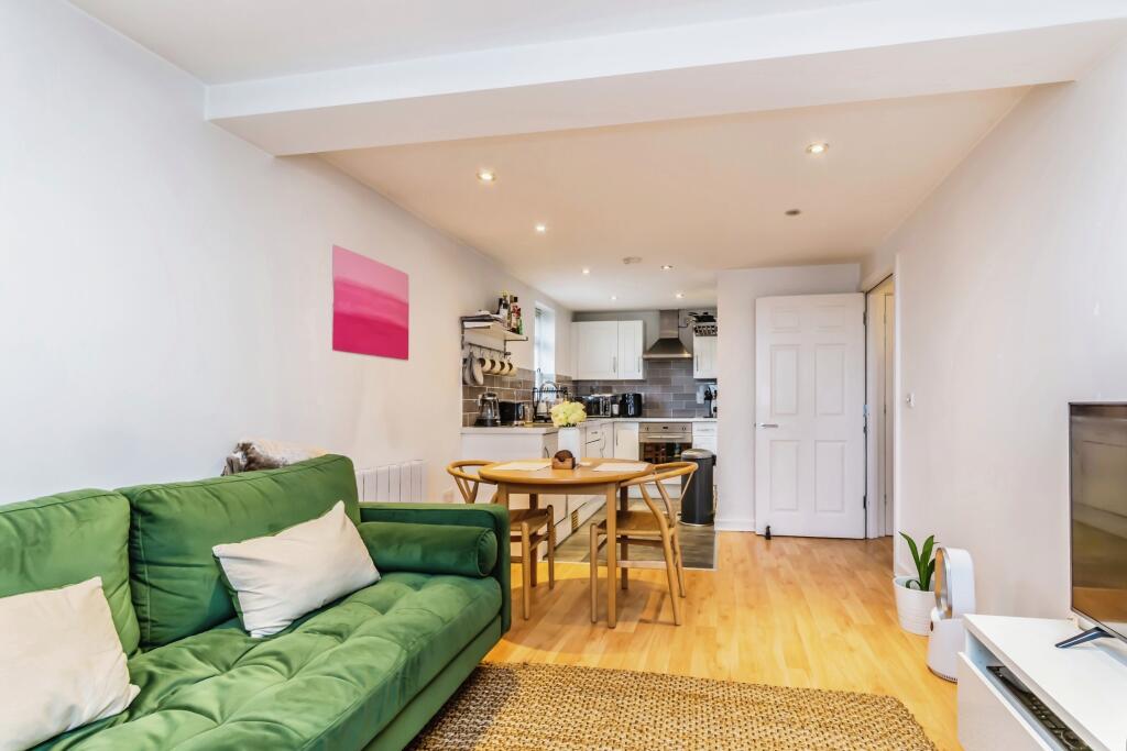 Additional image 14 of Holm Court, Westway, Caterham, Surrey, CR3