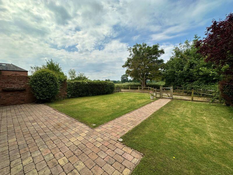 Additional image 27 of Chesnut Farm, Hooton Road, Hooton, Cheshire