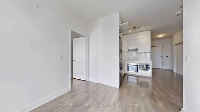 Additional image 5 of 195 Redpath Ave Unit PH06