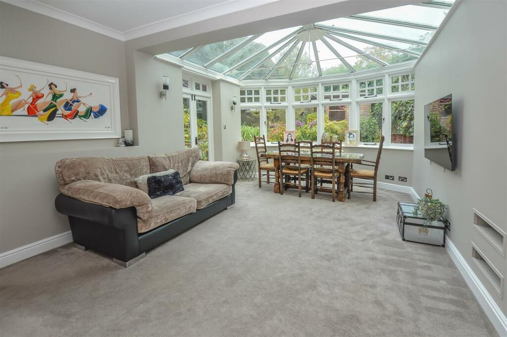 Additional image 40 of Headley Chase, Warley, Brentwood