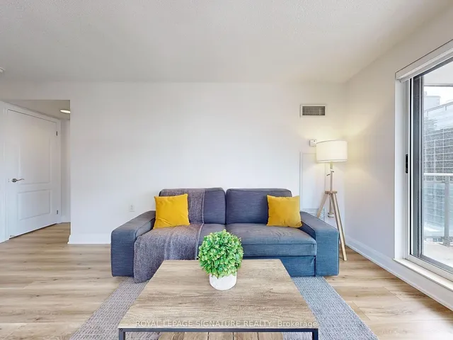 Additional image 4 of 21 Hillcrest Ave Unit 1807