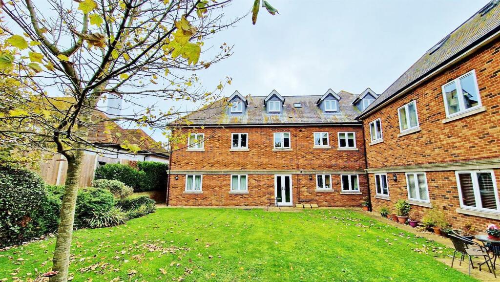 Additional image 19 of Earlswood Lodge, Walton-on-the-Naze