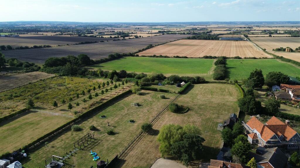 Additional image 34 of Chestnut Farm Drive, Althorne