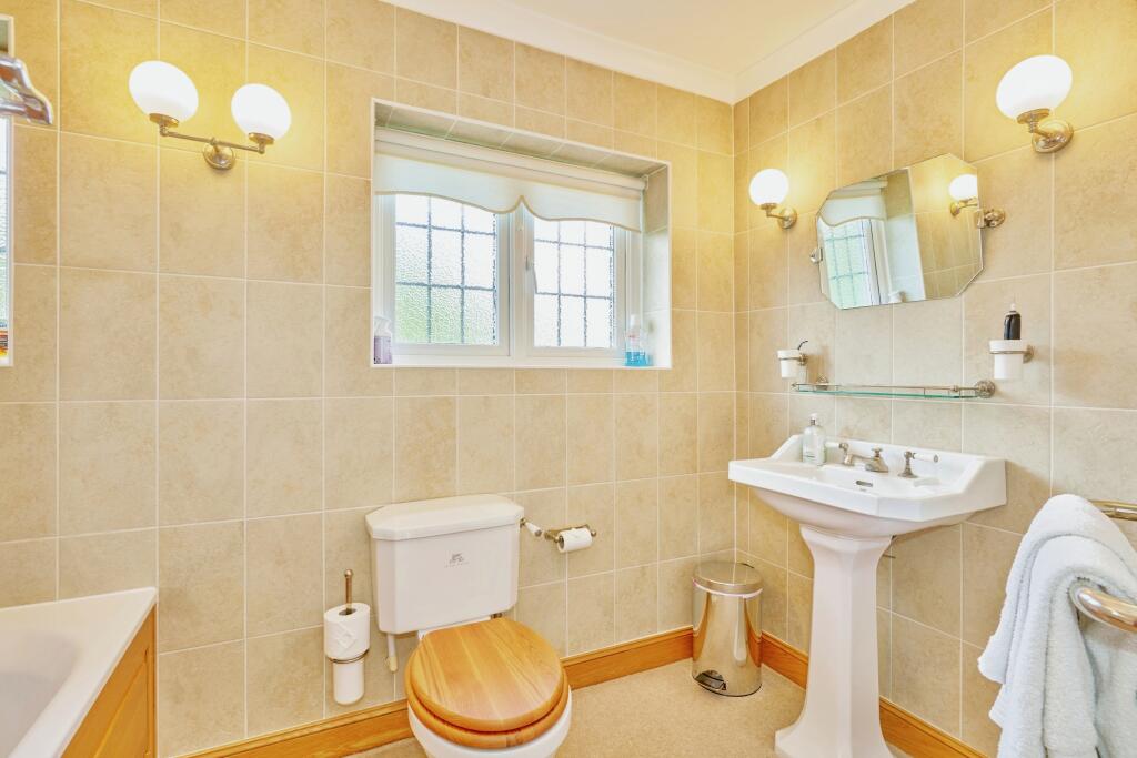 Additional image 13 of Croham Valley Road, South Croydon, CR2