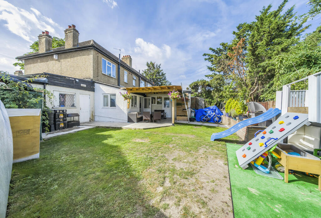 Additional image 20 of Pembroke Road, Mitcham, CR4