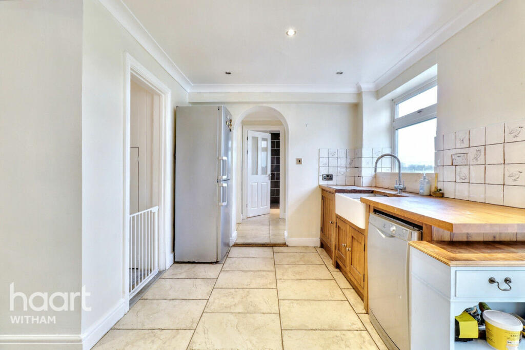 Additional image 6 of Weaversfield, Silver End