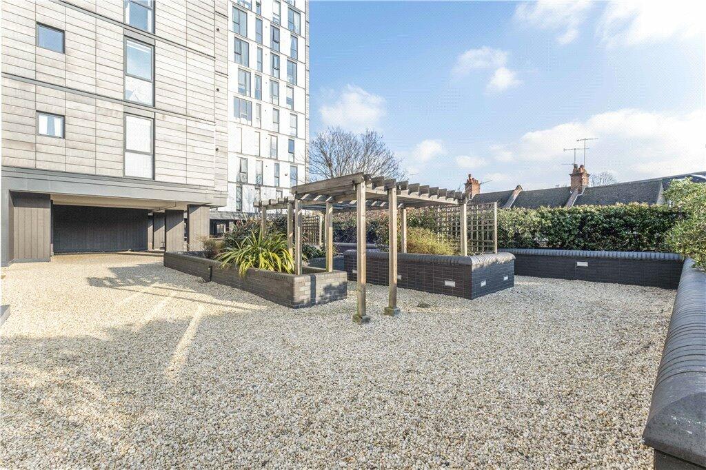 Additional image 5 of Masons Avenue, Croydon, CR0