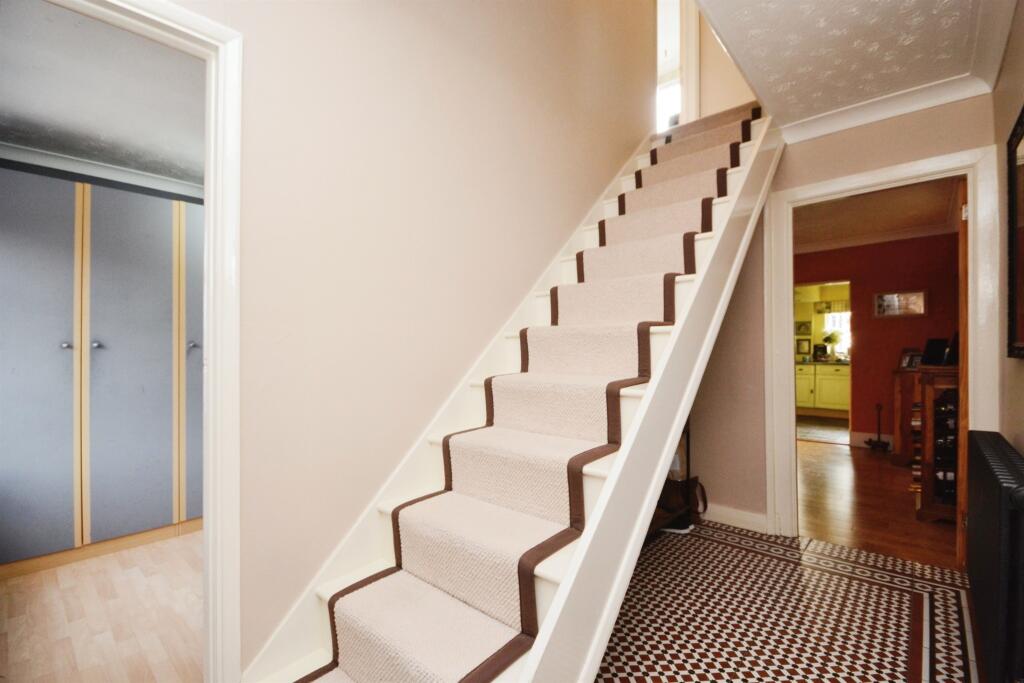 Additional image 9 of Deal Tree Bungalows, Doddinghurst, Brentwood