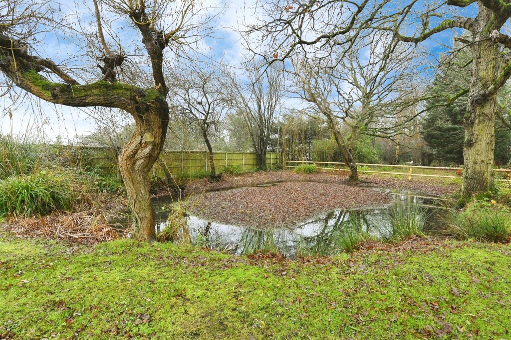 Additional image 8 of Bromfelde Road, Crays Hill, Billericay