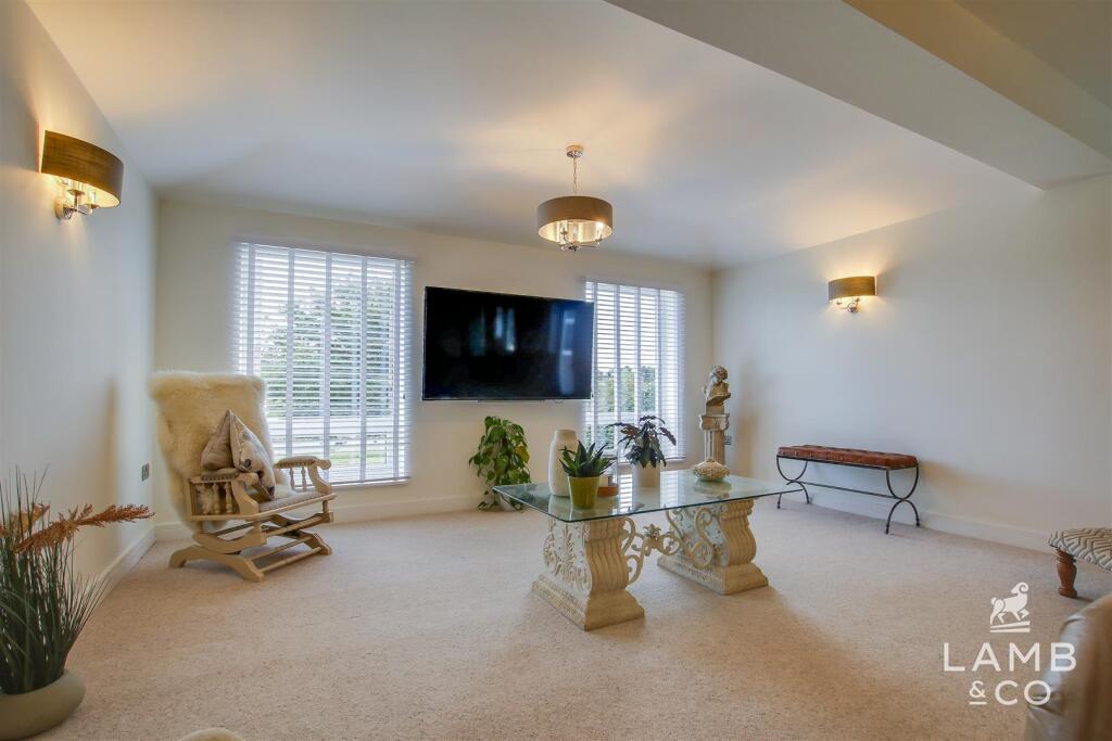 Additional image 6 of Orchard Close, Ramsey