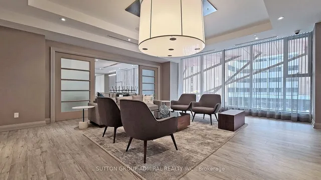 Additional image 22 of 50 Wellesley St Unit 711