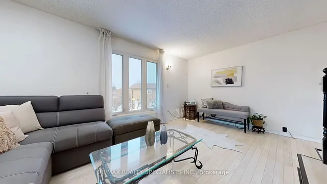 Additional image 21 of 94 Flamingo Cres