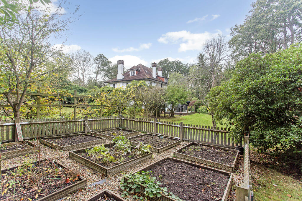 Additional image 25 of Shirley Church Road, Croydon, CR0