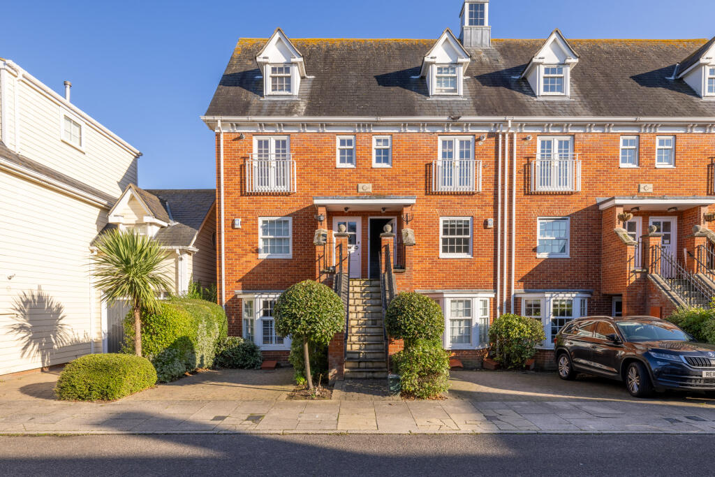 Burnell Gate, Chelmsford, Essex