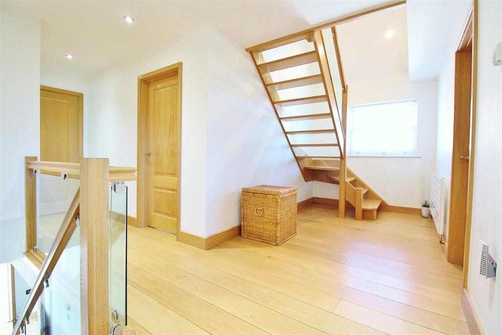 Additional image 21 of Walton Road, Frinton-On-Sea