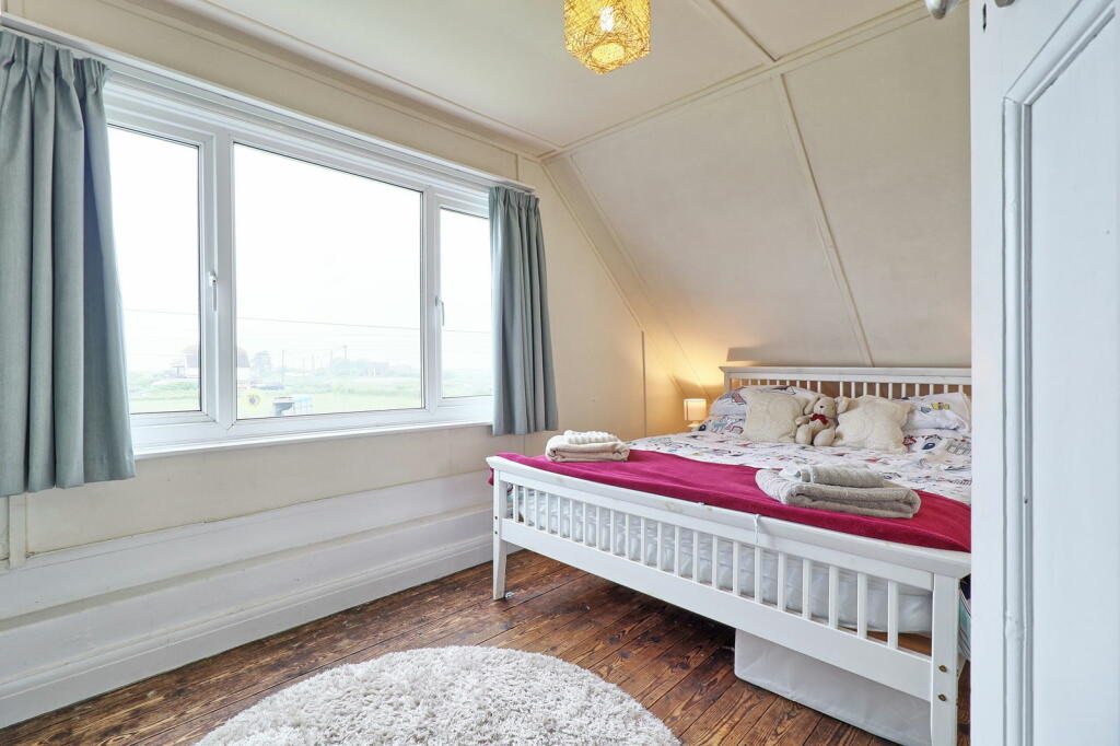 Additional image 14 of Beach Road, Lee-Over-Sands, Clacton-on-sea, CO16 8ET