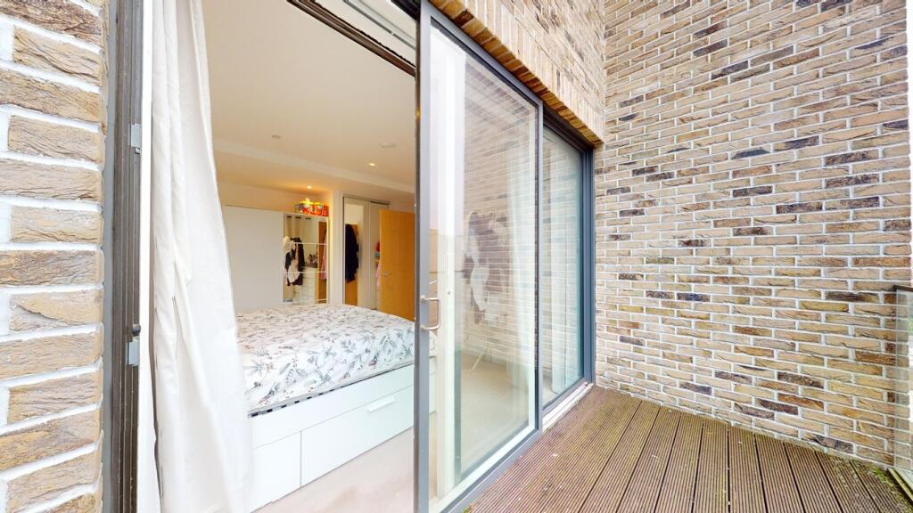 Additional image 13 of Cherry Orchard Road, Croydon, CR0