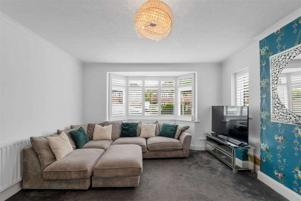 Additional image 15 of Caterham Drive, Coulsdon, CR5 1JQ