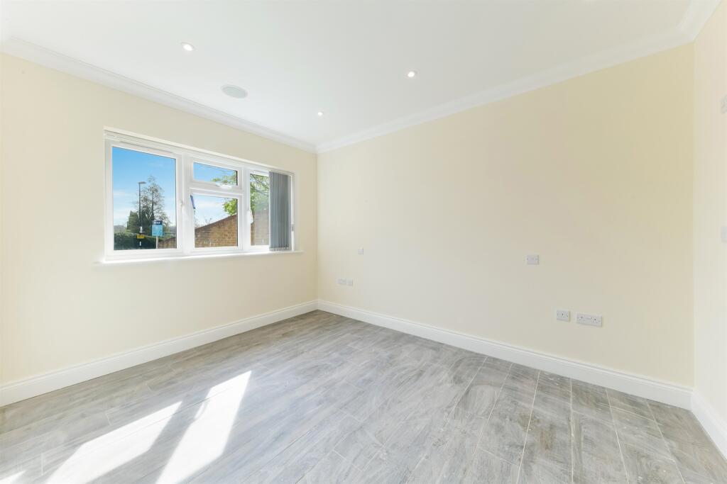 Additional image 13 of Field End, Coulsdon