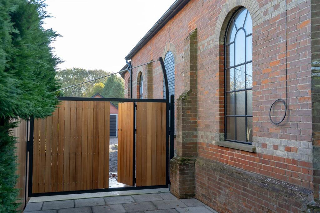 Additional image 13 of The Old Chapel, Heath Road, Polstead Heath