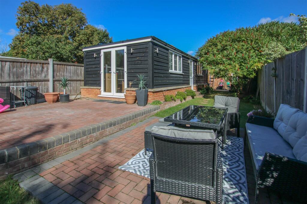 Additional image 14 of Cadogan Avenue, West Horndon, Brentwood