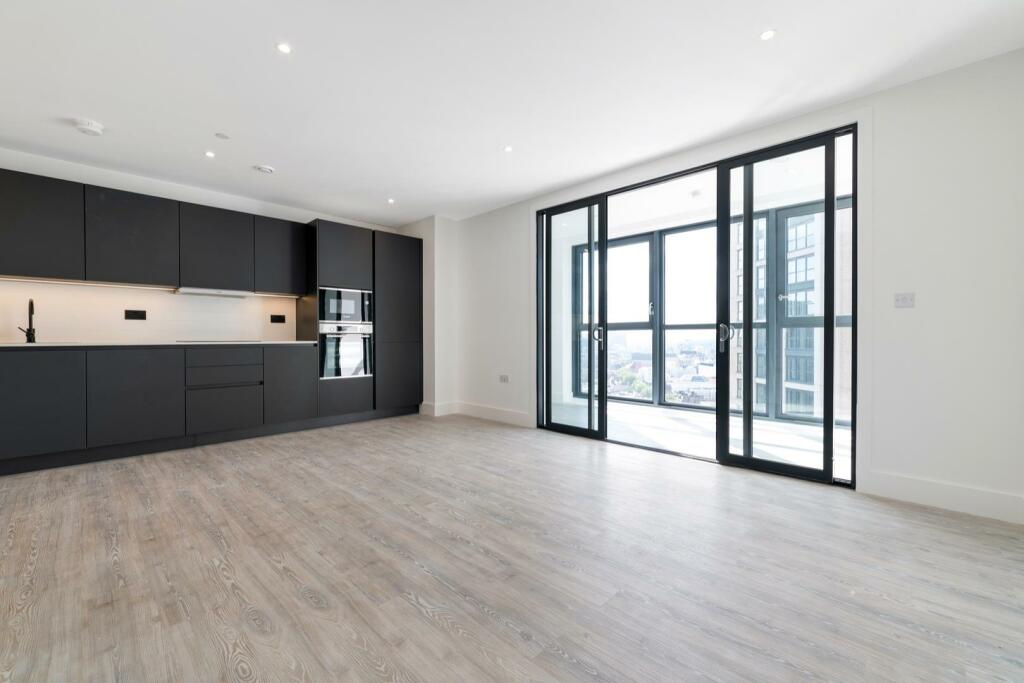 Additional image 3 of Pearson House, West Croydon